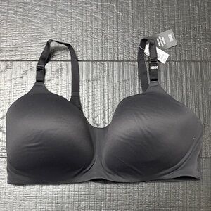 Torrid Curve Seamless/Wireless Black Bra